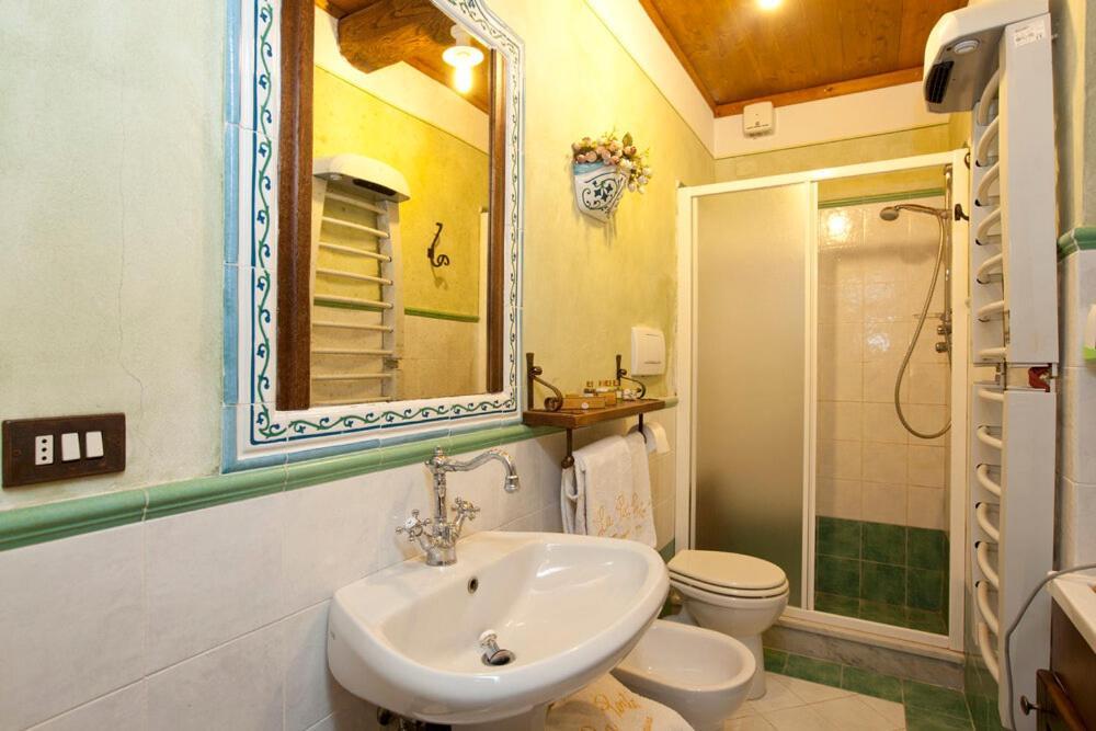 Casa Vacanze La Porta Vinci Extérieur photo